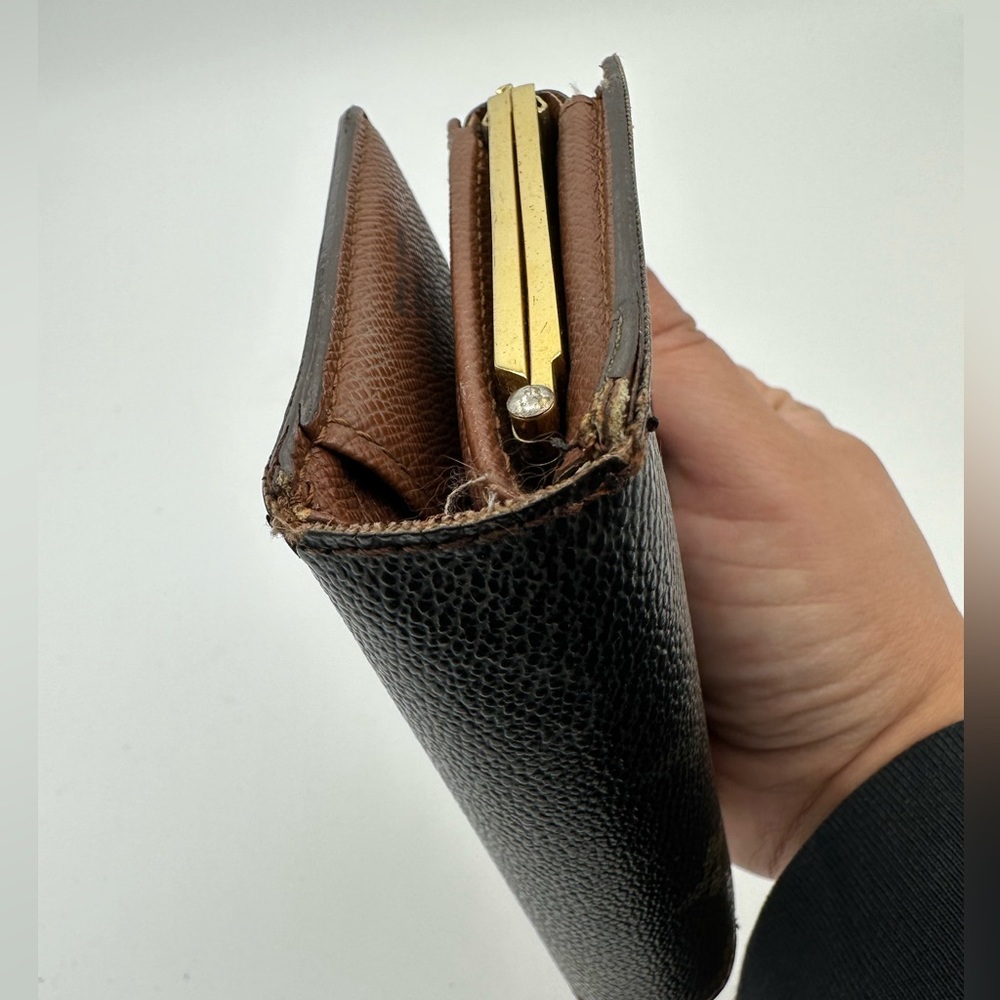 Louis Vuitton Vintage Kisslock Snap Wallet - Picture 7 of 7